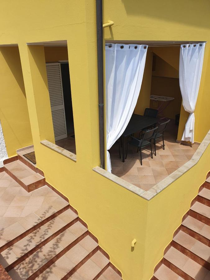 Yellowhouse Apartment Cala Gonone Exterior foto
