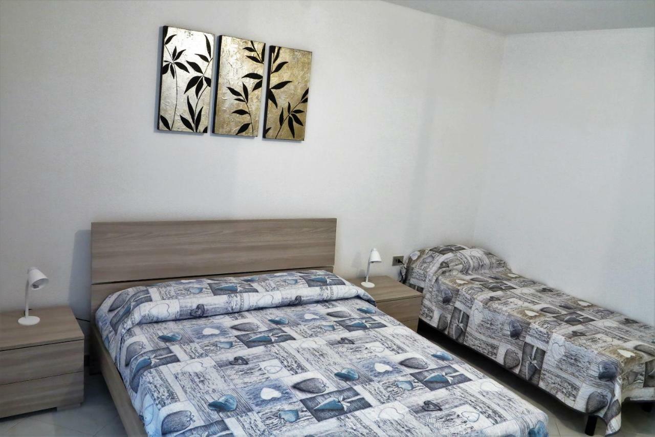 Yellowhouse Apartment Cala Gonone Exterior foto